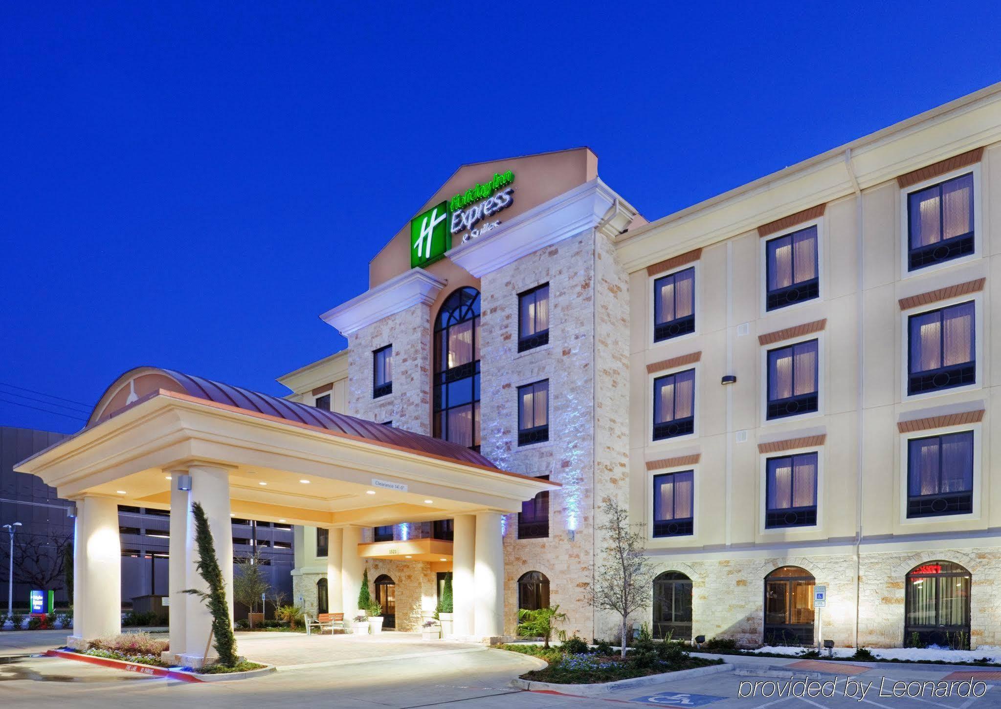 Comfort Inn & Suites Dallas Medical-Market Center Екстер'єр фото