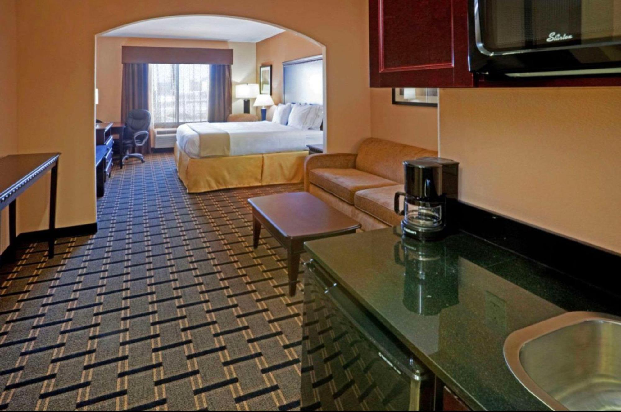 Comfort Inn & Suites Dallas Medical-Market Center Екстер'єр фото
